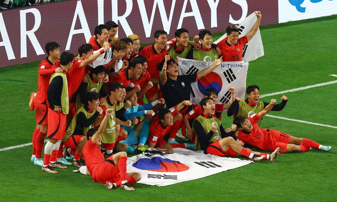 Coreia do Sul vence Portugal, avança na Copa e pode encarar o Brasil